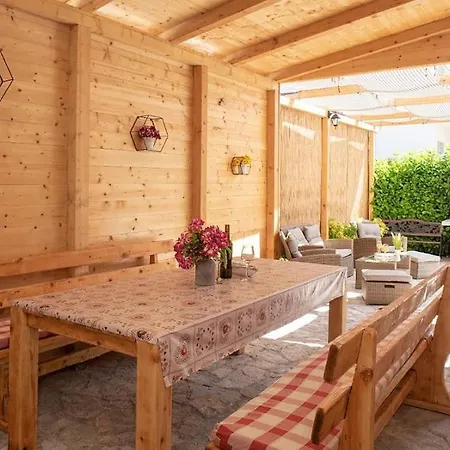 Bepina Holiday home *