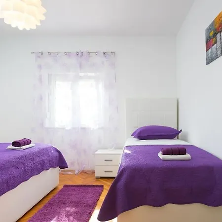 Bepina Holiday home *